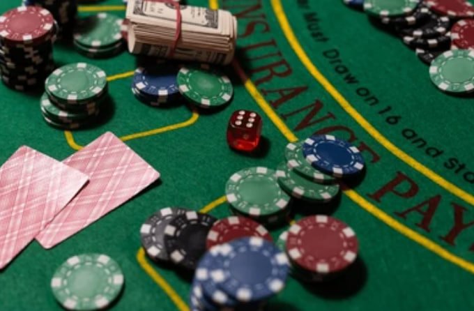 Simbol tanggung jawab dan dukungan komunitas dalam permainan di herospin88